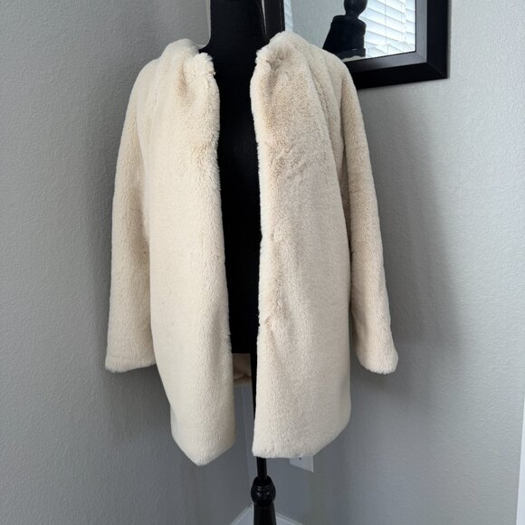 POPSUGAR Ivory Cream Plush Faux Fur Oversized Coat XS - Picture 4 of 16